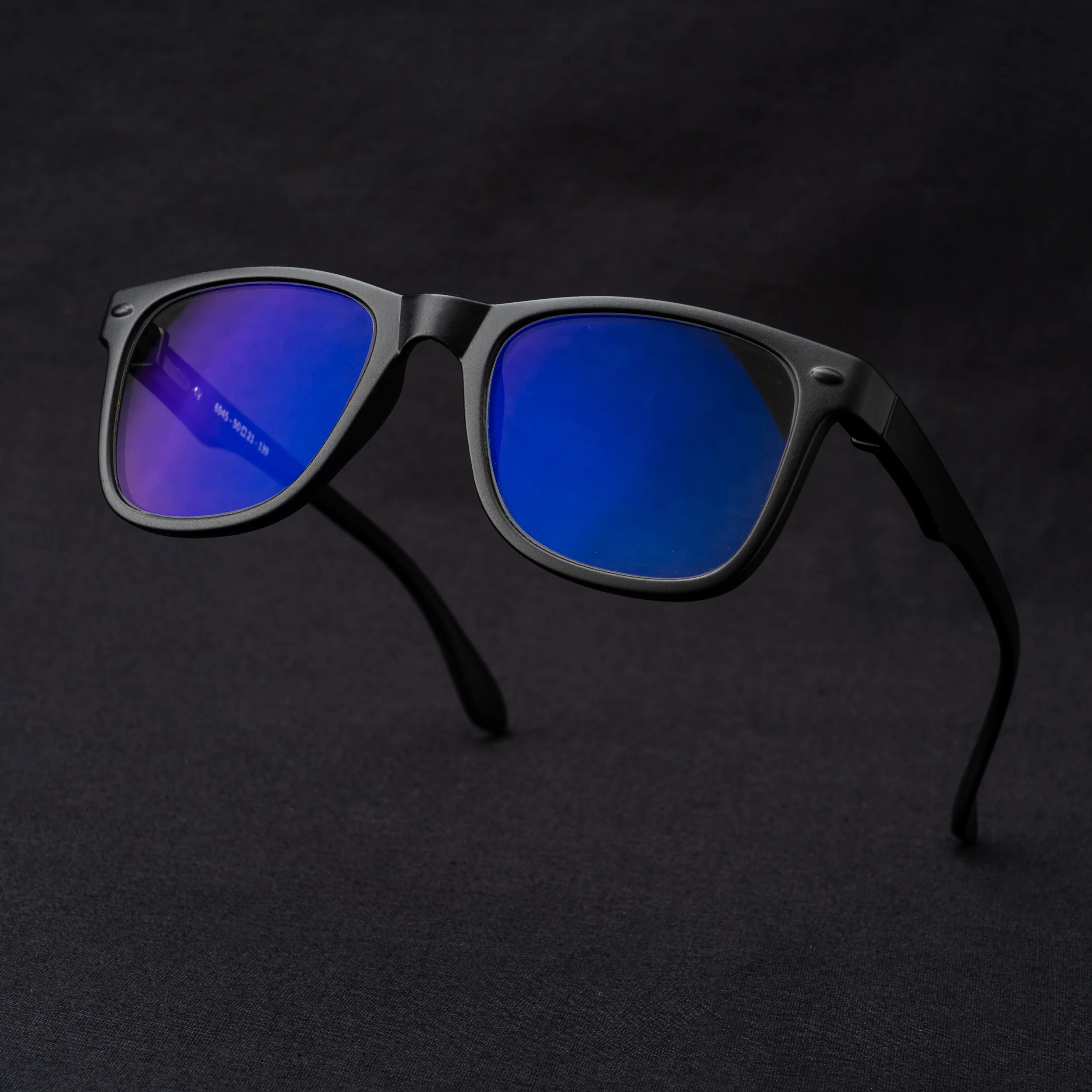 CR WAY Matt  black frame screen glass - Image 2