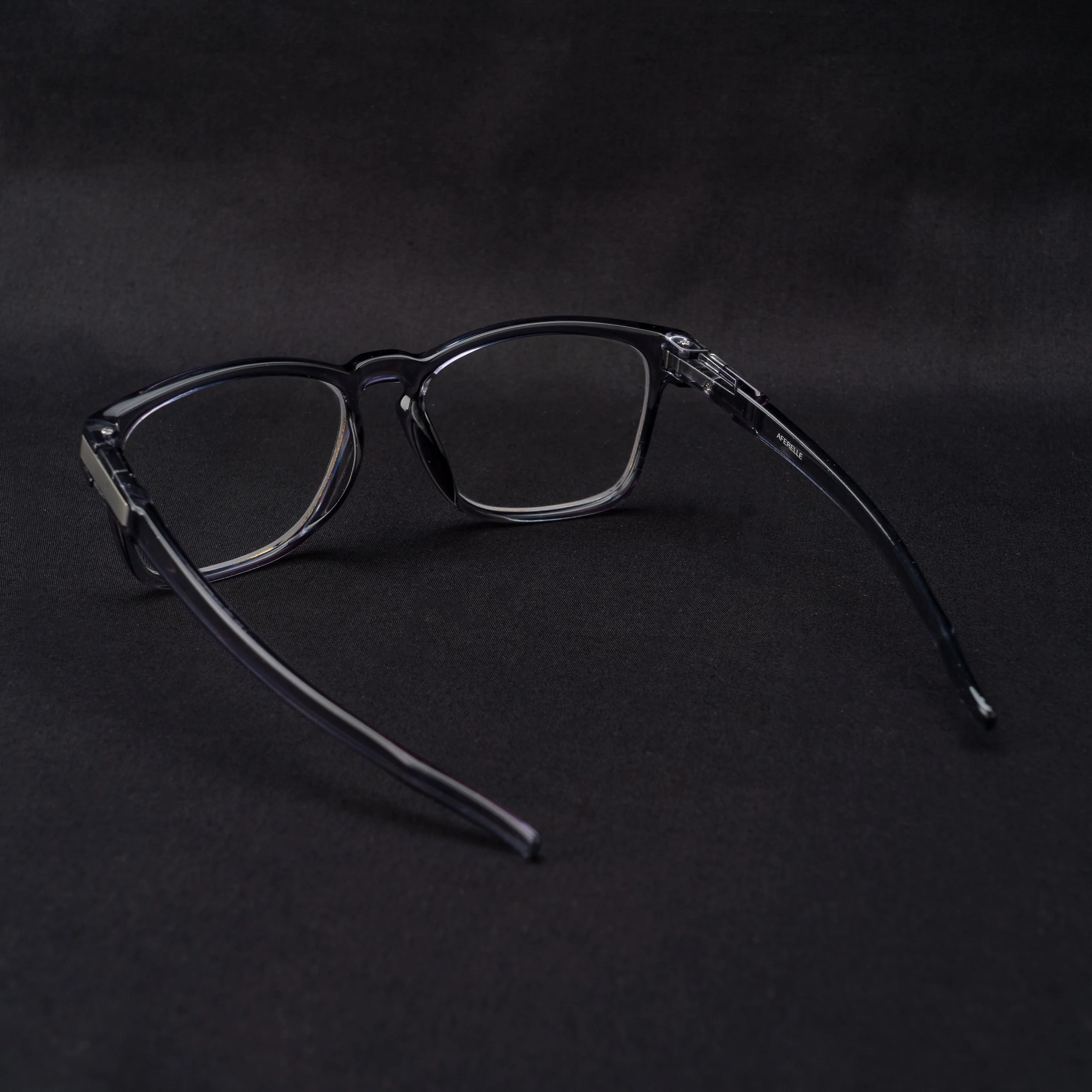 white gray frame screen glass - Image 4